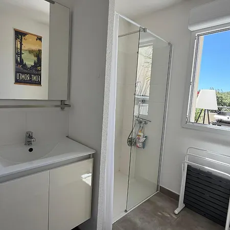 T3 Avec Grande Terrasse Et Vue Sur Les Alberes - Fr-1-732-85 أرجيليه- سور- مير