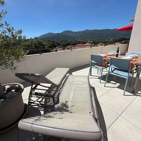 Appartamento T3 Moderne Avec Grande Terrasse, Climatisation Et Parking à 10 Min De La - Fr-1-732-85